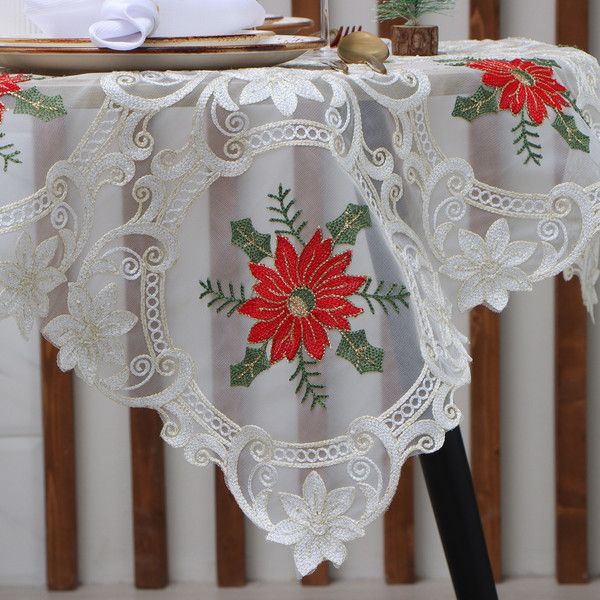 Изображение товара Скатерть Этель Пуансеттия 120x150 / 10150826