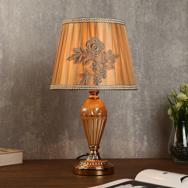 Изображение товара Прикроватная лампа Risalux Эмилия 4293782 (золото/бежевый)