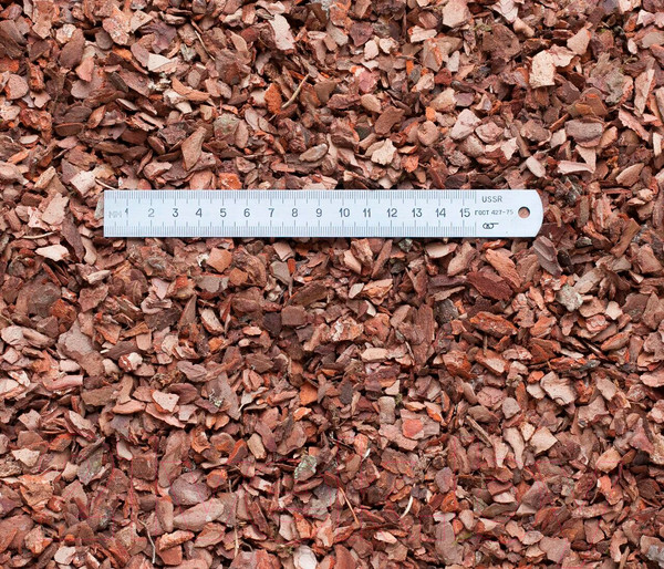 Изображение товара Мульча для растений Leshy Кора деревьев хвойных пород мелкая (0.5-2см, 50л)