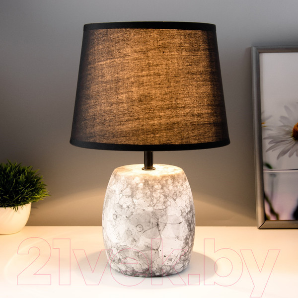 Изображение товара Прикроватная лампа Risalux Дафна 9613446 (серый)