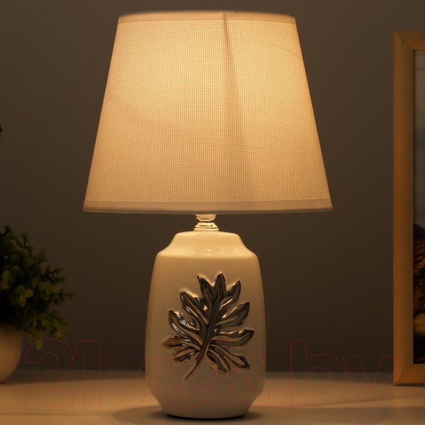 Изображение товара Прикроватная лампа Risalux Монстера 9819930 (белый)