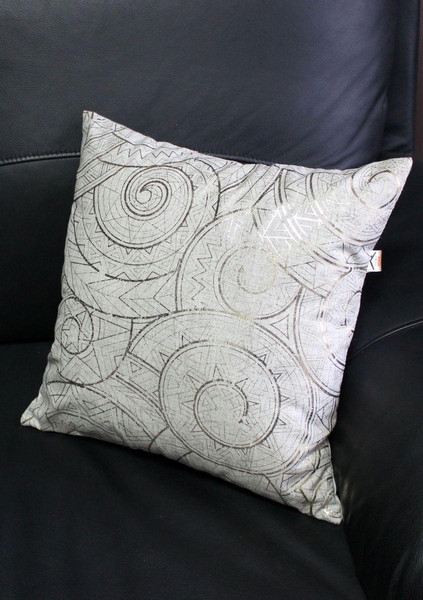 Изображение товара Подушка декоративная MATEX Luxury Line. Волны / 42-709 (светло-золотистый)