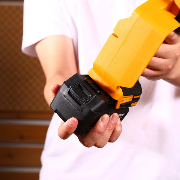 Изображение товара Аккумулятор для электроинструмента Deko MT Li-ion / 084-1063