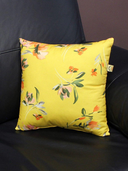 Изображение товара Подушка декоративная MATEX Concept Line. Цветы на желтом / 51-855 (желтый/розовый/зеленый)