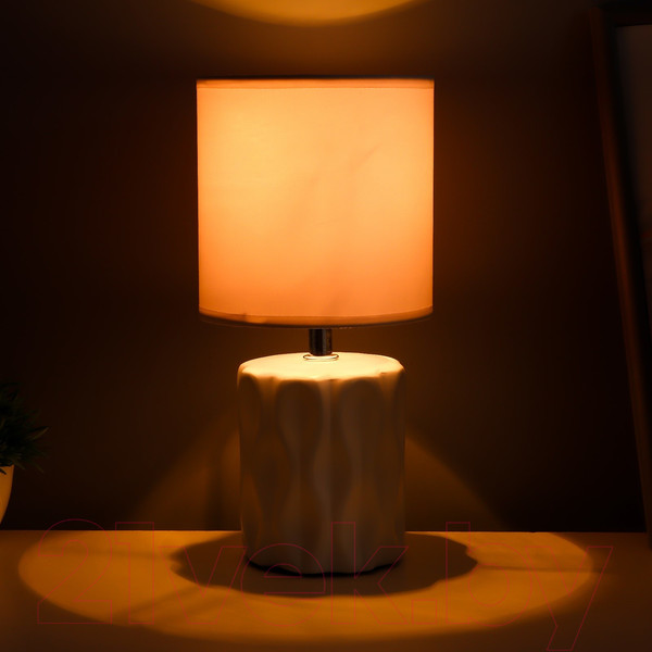 Изображение товара Прикроватная лампа Risalux Мюриэль 10229358 (белый)