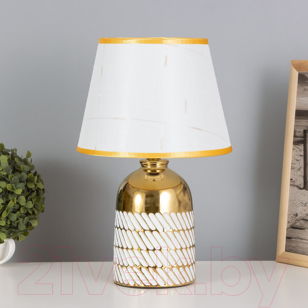 Изображение товара Прикроватная лампа Risalux Лаура 10418637 (белый/золото)