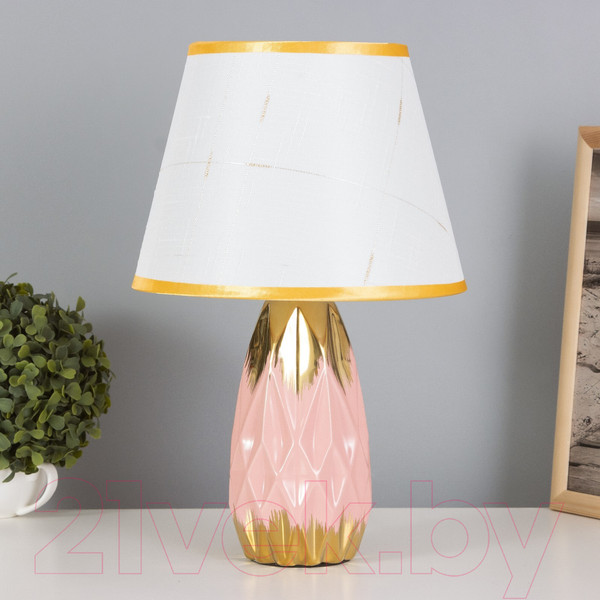 Изображение товара Прикроватная лампа Risalux Андреа 10418648 (розовый/золото)