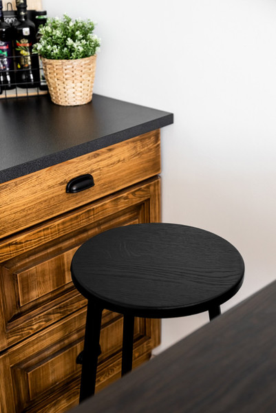 Изображение товара Табурет барный Stal-Massiv TRH-63 (дуб черный/черный)