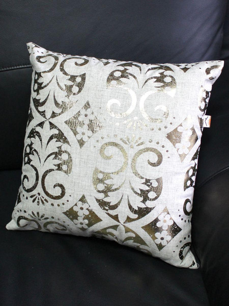 Изображение товара Подушка декоративная MATEX Luxury Line. Ромбы в обоях / 42-723 (золотистый/светло-серый)