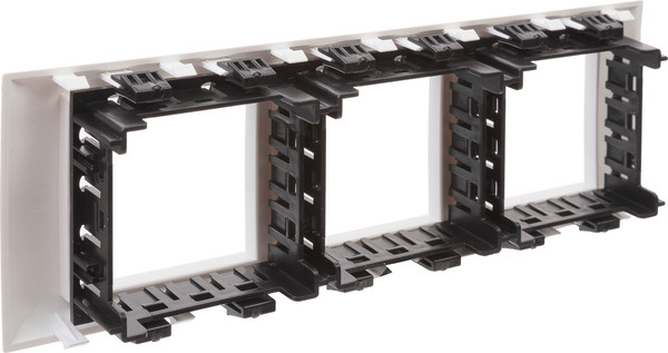 Изображение товара Рамка для выключателей и розеток DKC Avanti 4400916 (белый)