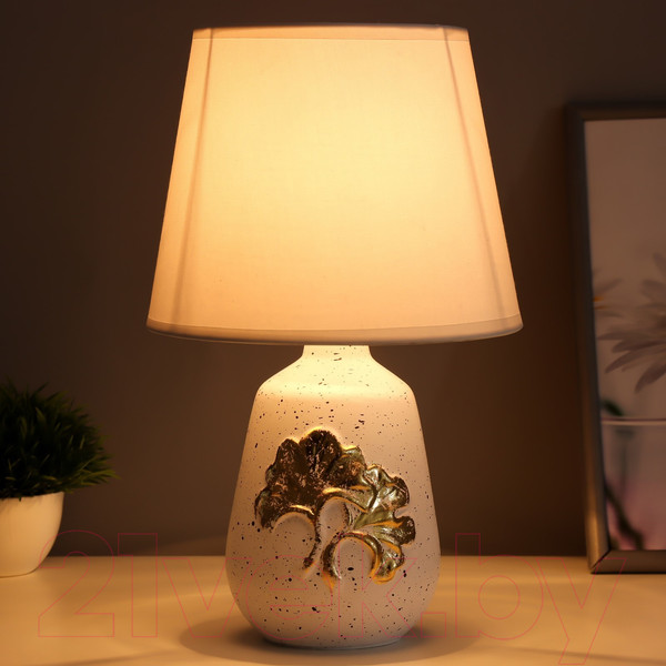 Изображение товара Прикроватная лампа Risalux Листья 9680027 (бежевый)