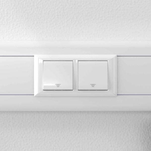 Изображение товара Рамка для выключателей и розеток DKC Avanti 4400914 (белый)