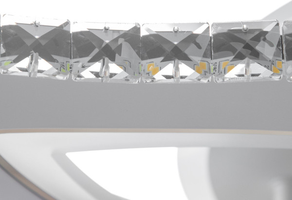 Изображение товара Люстра BayerLux Блейд 9644099 (белый)