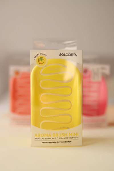 Изображение товара Расческа Solomeya Aroma Brush for Wet & Dry hair Lemon mini / 14-2062 (c ароматом лимона)