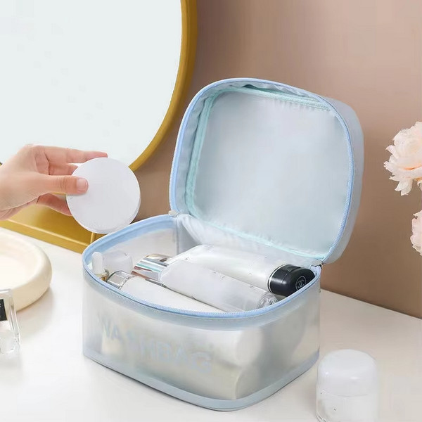 Изображение товара Косметичка Kristaller Washbag Suitcase / 25086 (голубой)