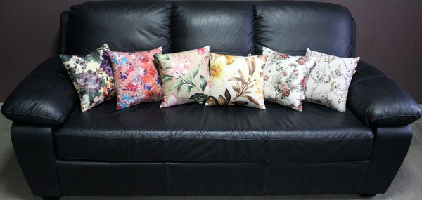 Изображение товара Подушка декоративная MATEX Concept. Гвоздики / 34-414 (светло-розовый/фиолетовый)