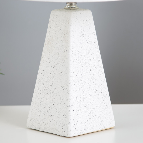 Изображение товара Прикроватная лампа Risalux Альберта 9724570 (белый)