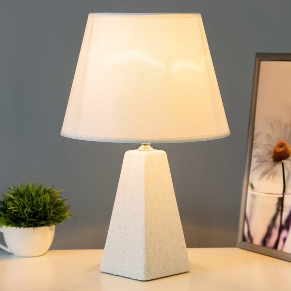 Изображение товара Прикроватная лампа Risalux Альберта 9724570 (белый)