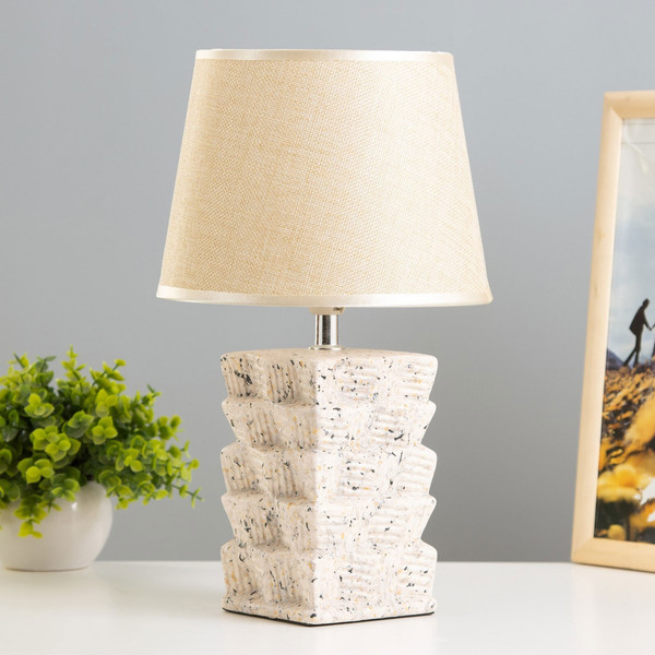 Изображение товара Прикроватная лампа Risalux Айлин 9947699 (бежевый)