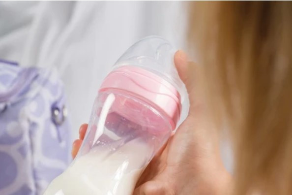 Изображение товара Бутылочка для кормления Nuvita Антиколиковая Glass Collection 6033 / NU-ALMB1038 (240мл, розовый)