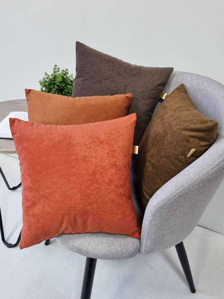 Изображение товара Подушка декоративная MATEX Velours / 37-026 (коричневый)