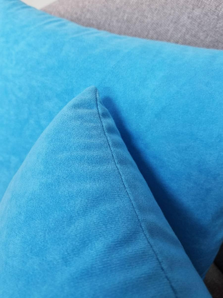 Изображение товара Подушка декоративная MATEX Velours / 30-652 (светло-голубой)