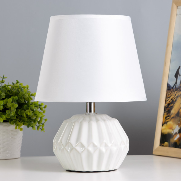 Изображение товара Прикроватная лампа Risalux Фавия 4301243 (белый)