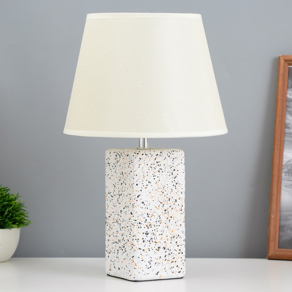 Изображение товара Прикроватная лампа Risalux Дзин 10470998