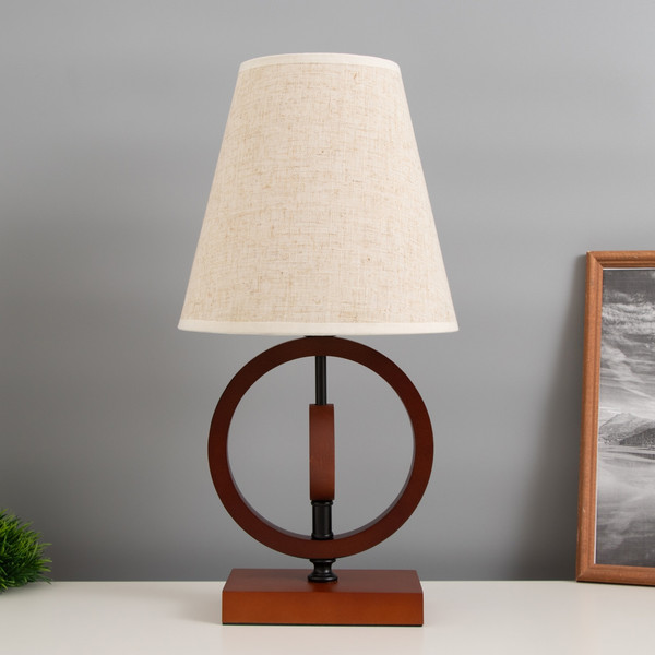 Изображение товара Прикроватная лампа Risalux Конье 10613746 (красный орех)