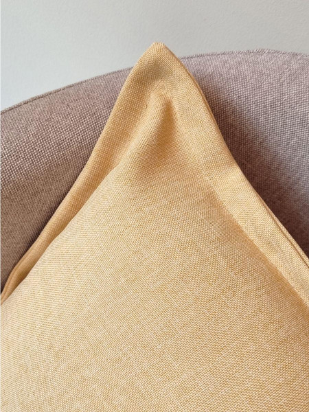 Изображение товара Подушка декоративная MATEX Фьюжн / 56-072 (бежевый)