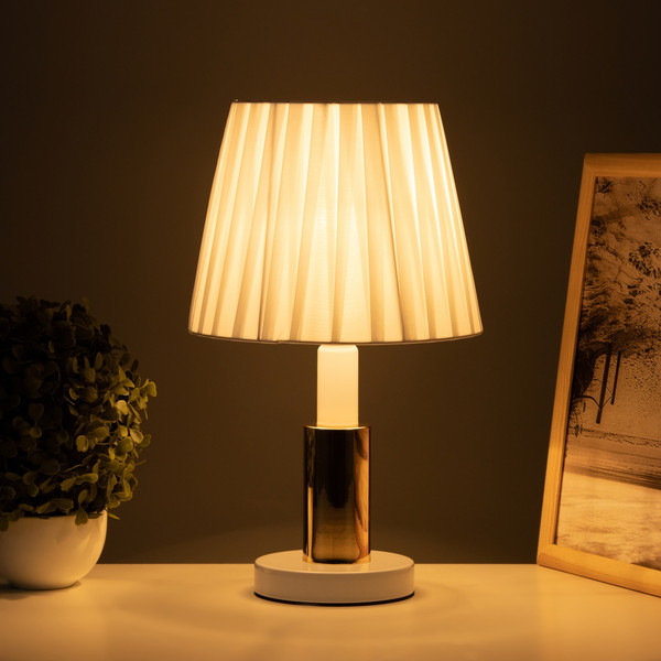 Изображение товара Прикроватная лампа Risalux Лида 10603475 (белый/золото)