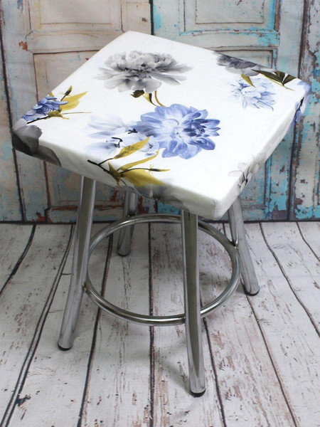 Изображение товара Подушка на стул MATEX Cuadro Concept. Серые пионы / 41-979 (белый/серый/синий)