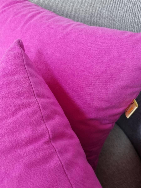 Изображение товара Подушка декоративная MATEX Velours / 34-131 (фуксия)