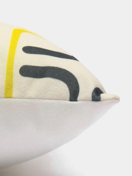 Изображение товара Подушка декоративная MATEX Fantasy Retro. Ретро 8 / 31-246 (голубой/желтый/черный)