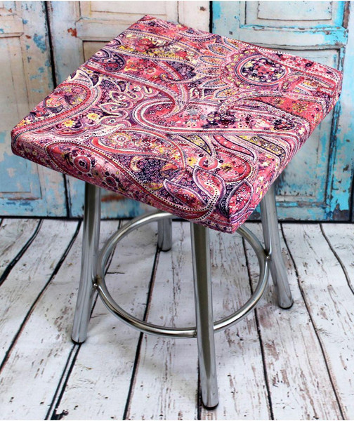 Изображение товара Подушка на стул MATEX Cuadro Concept. Огурцы / 33-363 (розовый/фиолетовый)