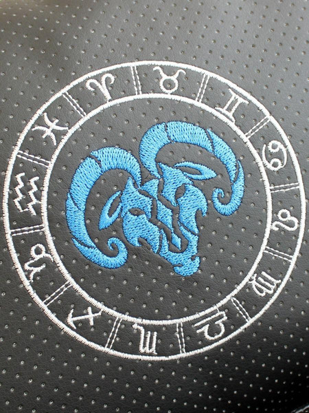 Изображение товара Подушка для автомобиля MATEX Знаки Зодиака. Овен / 27-621 (темно-сини)