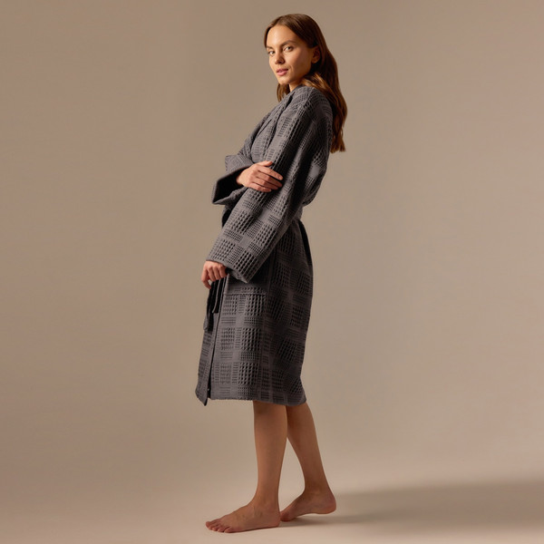 Изображение товара Халат Sima-Land Home Chess Гри Сандре L / 10091584