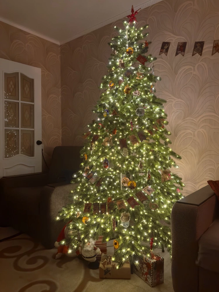 Изображение товара Ель искусственная National Tree Company Ариадна / АРД-210 (210см)