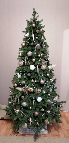 Изображение товара Ель искусственная National Tree Company Ариадна / АРД-210 (210см)