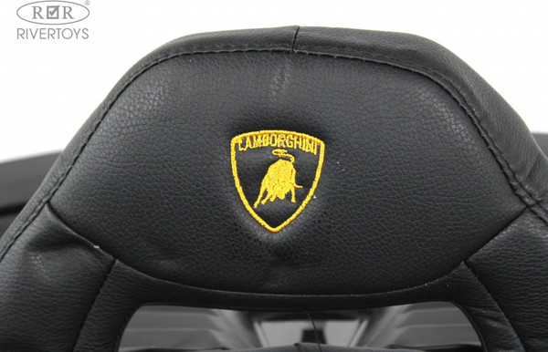 Изображение товара Детский автомобиль RiverToys K888PX (белый)