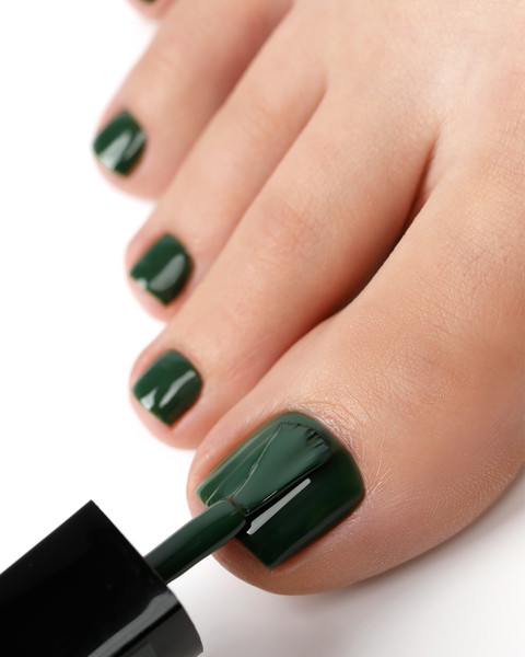 Изображение товара Гель-лак для ногтей E.Mi E.MiLac For Pedicure Вечнозеленый №28 (9мл)