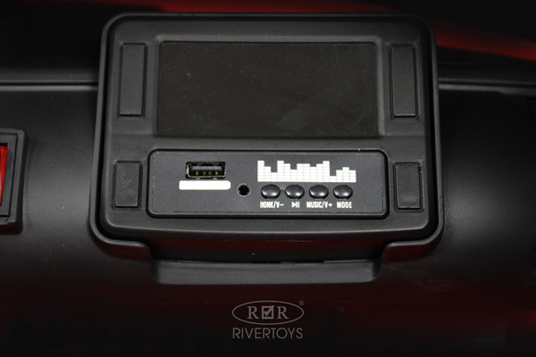 Изображение товара Детский автомобиль RiverToys K999PX (красный)