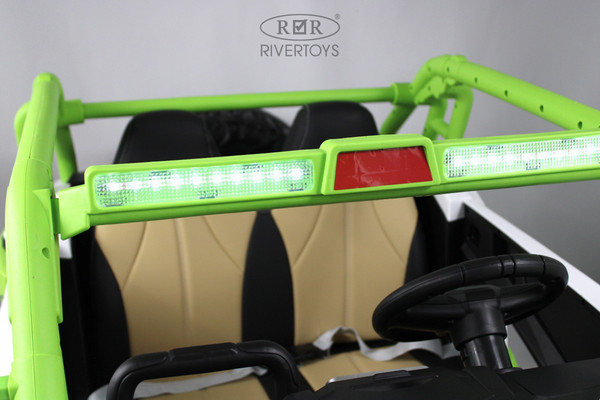 Изображение товара Детский автомобиль RiverToys E001EE (зеленый)