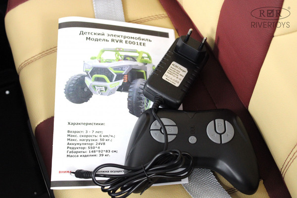 Изображение товара Детский автомобиль RiverToys E001EE (оранжевый)