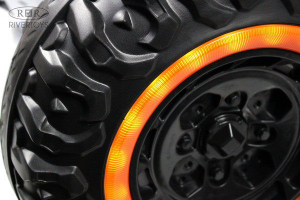 Изображение товара Детский автомобиль RiverToys E001EE (оранжевый)