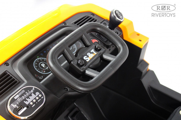 Изображение товара Детский автомобиль RiverToys K555PX (оранжевый)