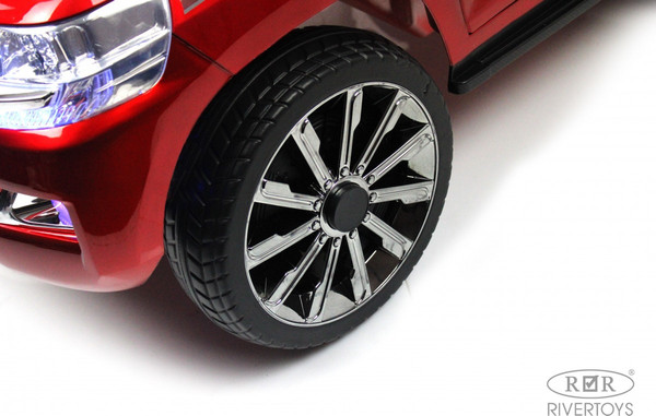 Изображение товара Детский автомобиль RiverToys F222FF (красный глянец)