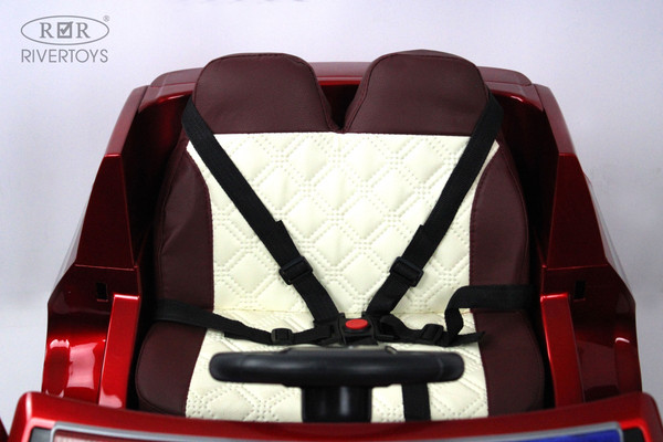 Изображение товара Детский автомобиль RiverToys F222FF (красный глянец)