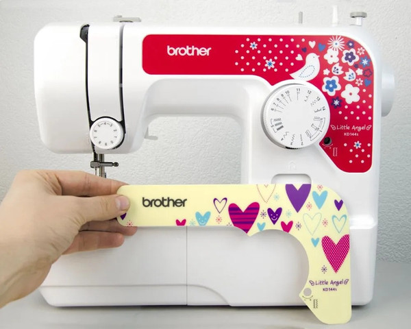 Изображение товара Швейная машина Brother Little Angel KD144s
