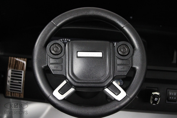 Изображение товара Детский автомобиль RiverToys Range Rover HSE 4WD / Y222YY (белый)